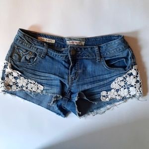 Hot Kiss Cici Jean short